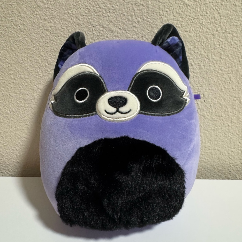 8” Squishmallow Raccoon Plush